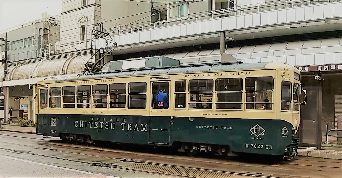 レトロ電車　側面